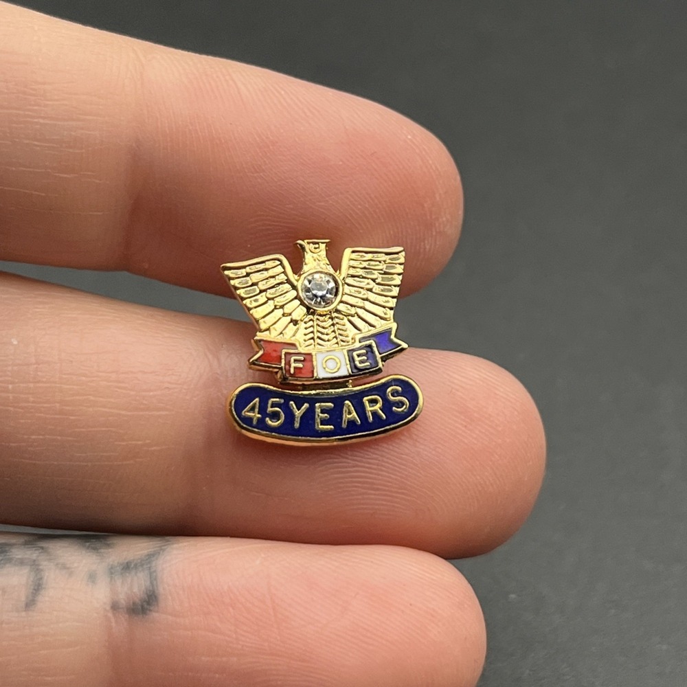 FOE Fraternal Order Of Eagles 45‎ Years Lapel Hat Pin